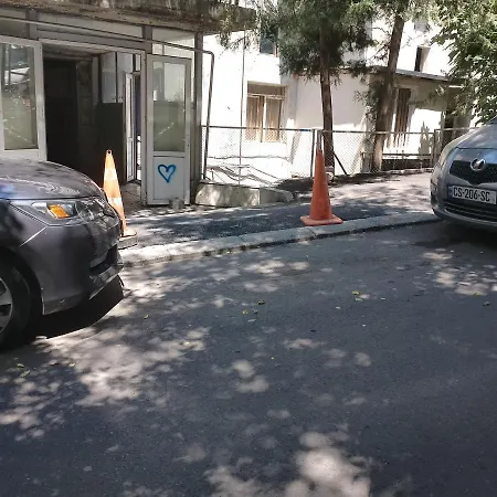Апартаменты In House Тбилиси Экстерьер фото